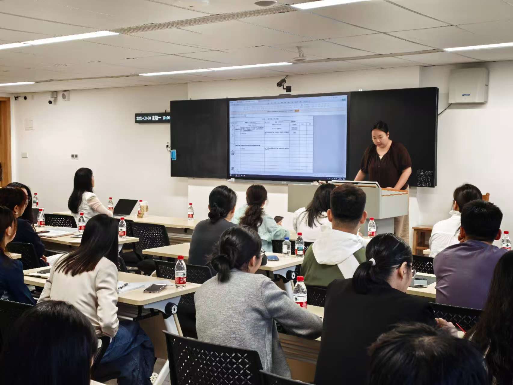 冯艺分享.jpg